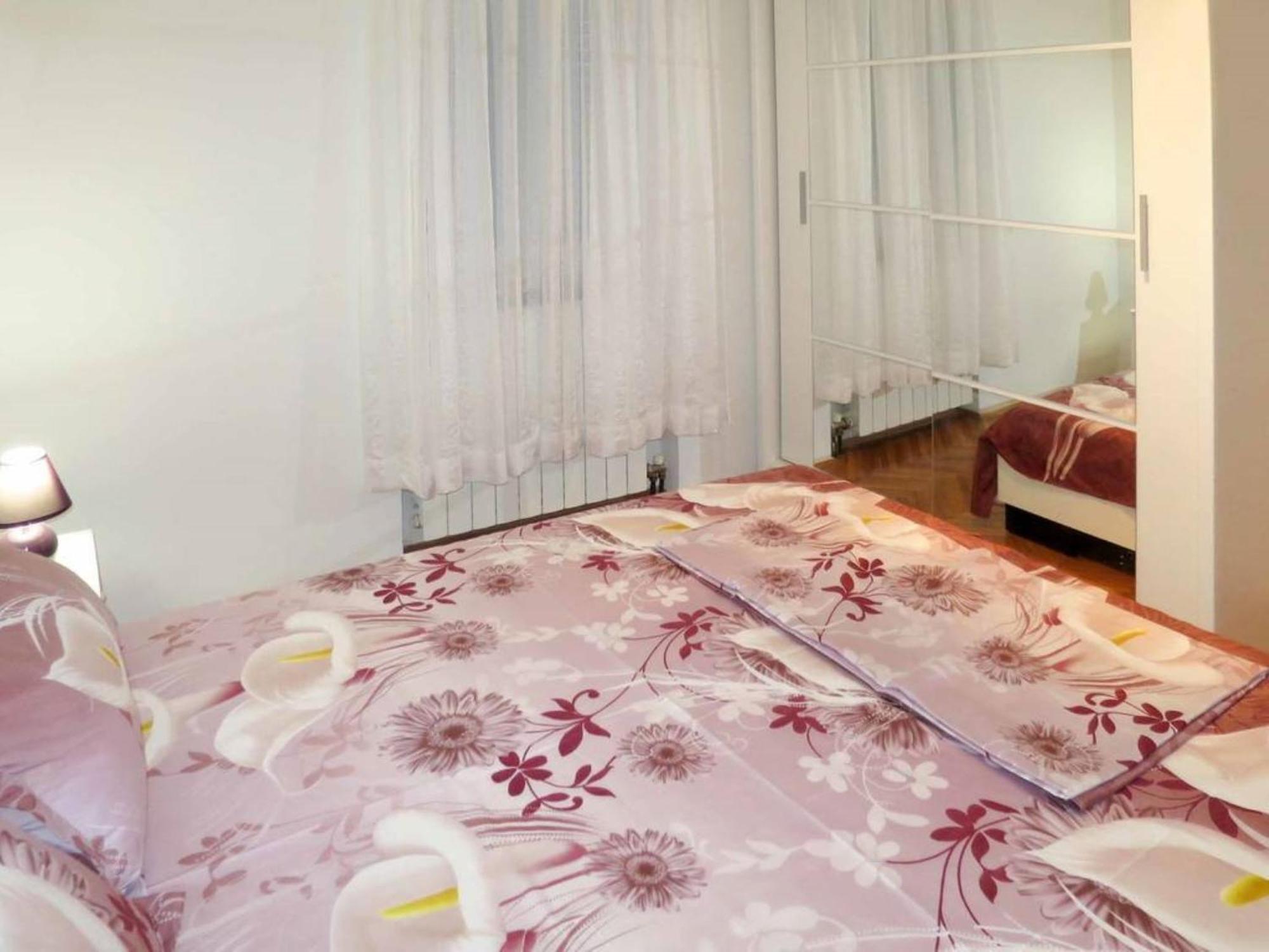 Apartments Sollis トロギール 部屋 写真